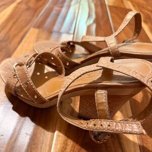 ANTONIO MELANI Tan Croc-Embossed Wedges